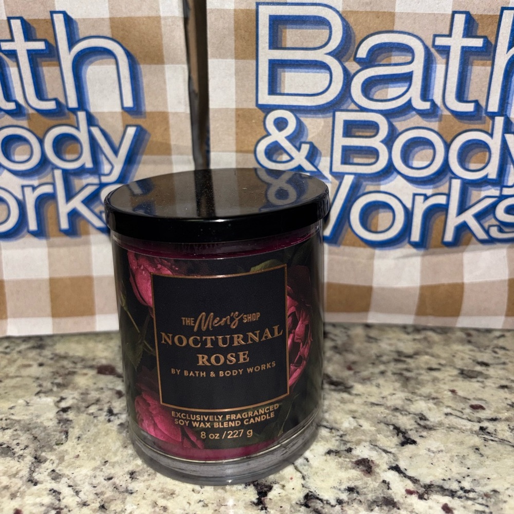 Bath & Body Works Nocturnal Rose Candle - Black and Rose